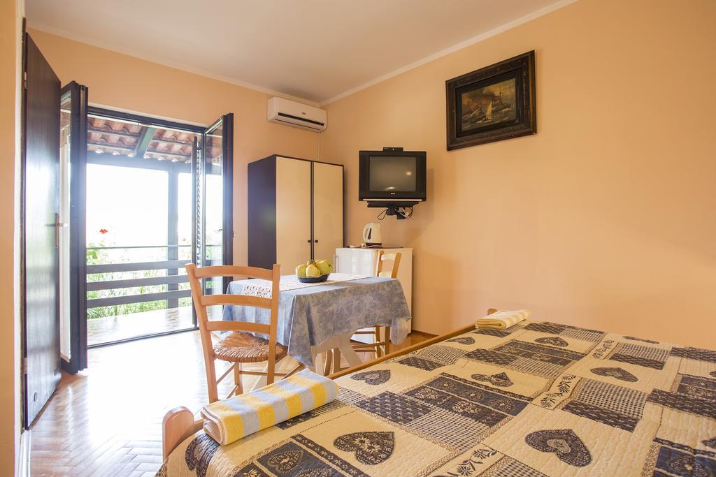 Guest House Nada 392 Pula Zewnętrze zdjęcie